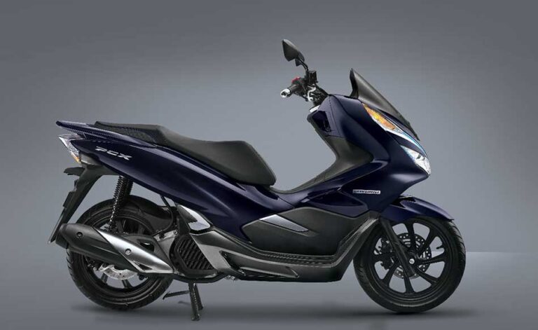 Perbedaan Honda PCX vs Yamaha NMAX